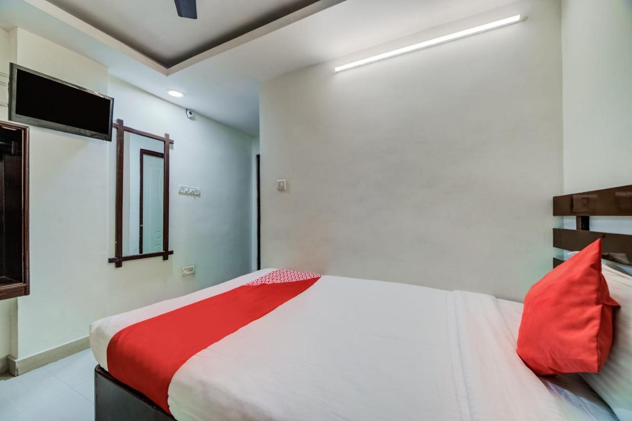 Oyo 33504 Hotel Ananda Inn Haidarábád Kültér fotó