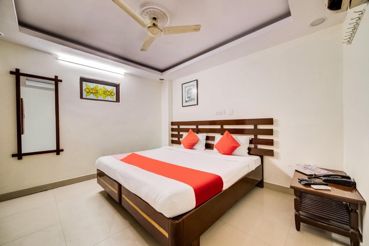Oyo 33504 Hotel Ananda Inn Haidarábád Kültér fotó