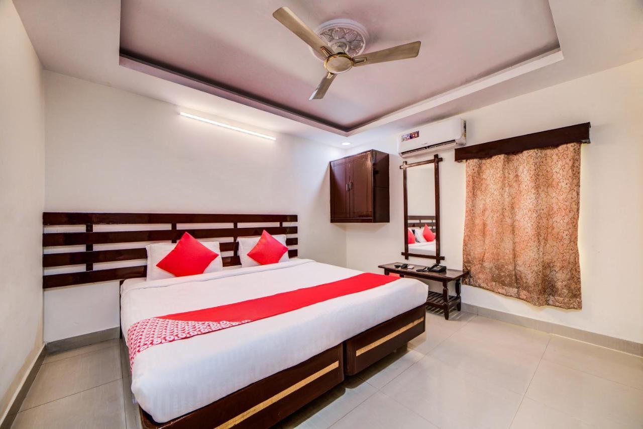 Oyo 33504 Hotel Ananda Inn Haidarábád Kültér fotó