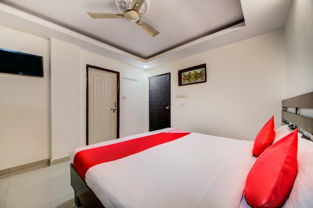 Oyo 33504 Hotel Ananda Inn Haidarábád Kültér fotó