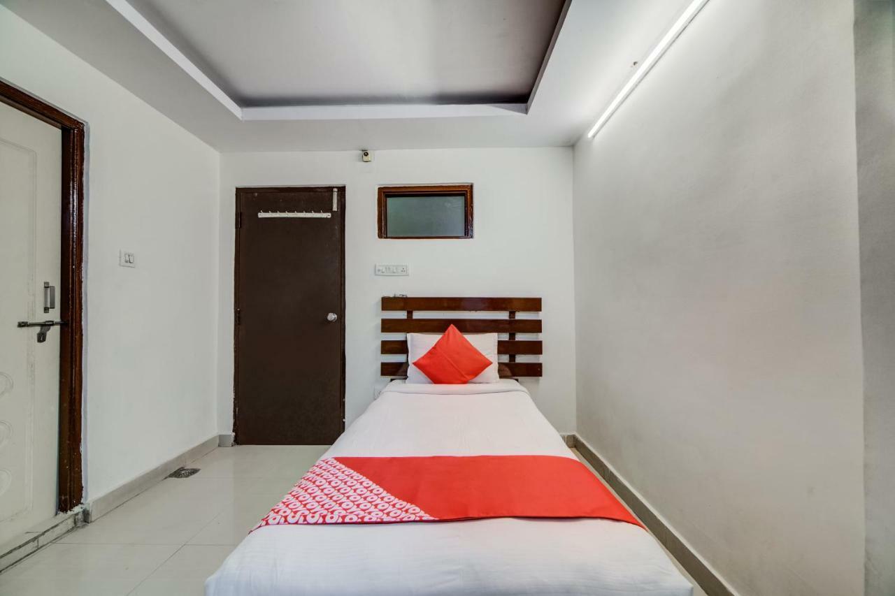 Oyo 33504 Hotel Ananda Inn Haidarábád Kültér fotó